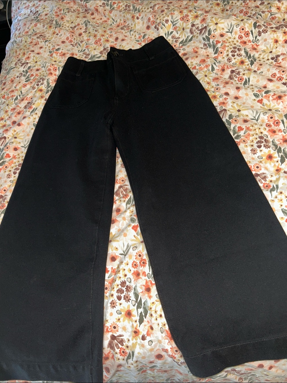 Maeve Black Cropped Wide-Leg Pants - Picture 4 of 8